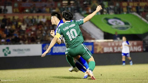  Công Phượng ghi dấu ấn ngày trở lại, Đồng Nai vững vàng ngôi đầu bảng